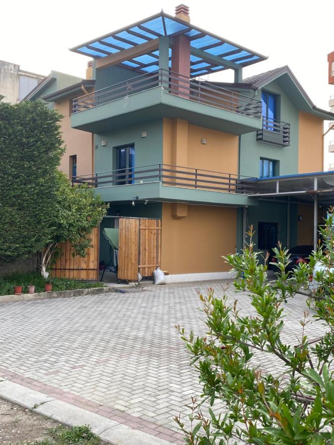 Vila Ajdinaj Берат Экстерьер фото