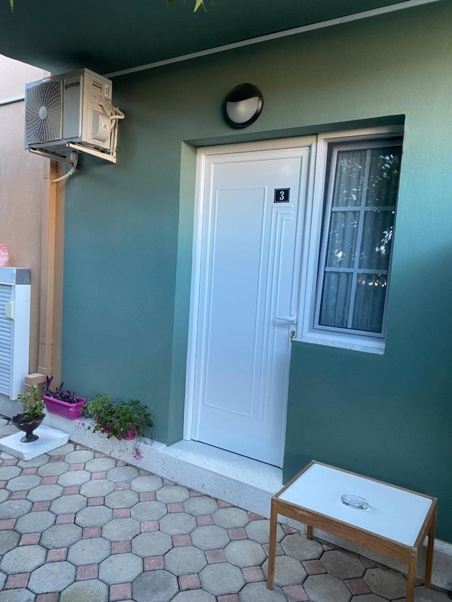 Vila Ajdinaj Берат Экстерьер фото